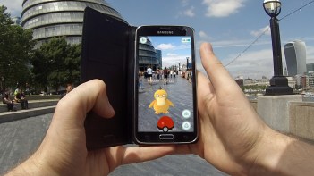 ar4-pokemon-go-gameplay